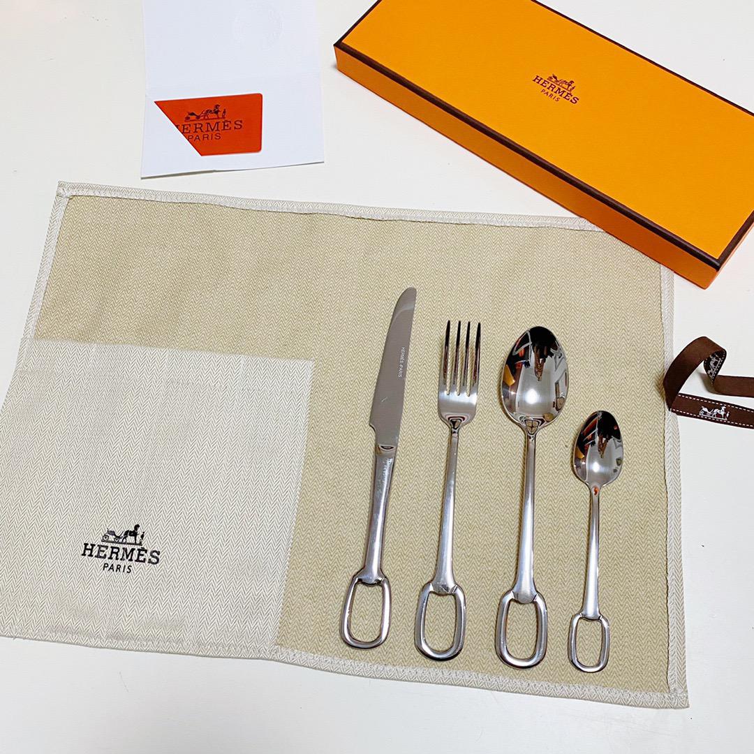 Hermes cutlery set for one person, Gold or Silver,  and black color